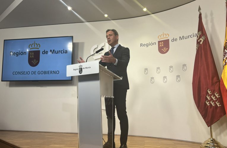 El Gobierno de Murcia Descarta Adelantar las Elecciones a Marzo y Reafirma su Estabilidad Frente a la Polarización Política